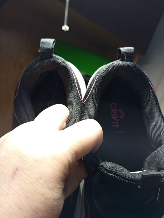 Кросівки жіночі відомої німецької фірми Crivit. Невагомі, якісні.