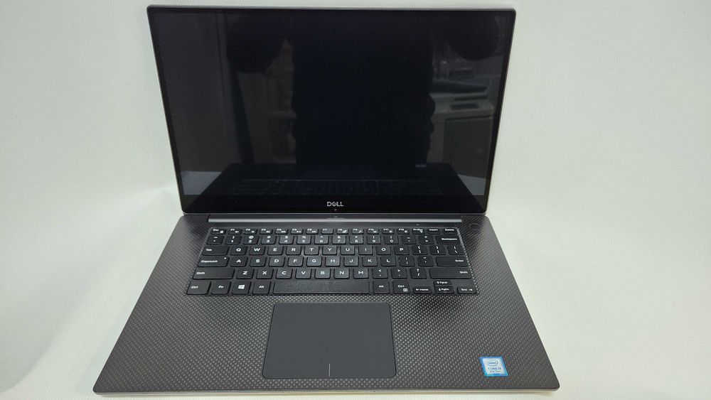 4K Dell Precision 5530 i9 8950HK 32Gb 512 GB P2000 4GB