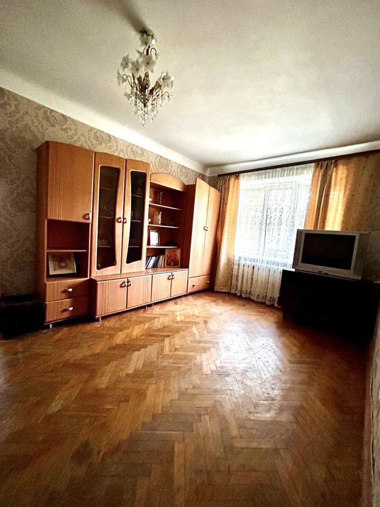 ПРОДАЖ! двохкімнатна, пр-т Каденюка, Дарниця, Соцмісто