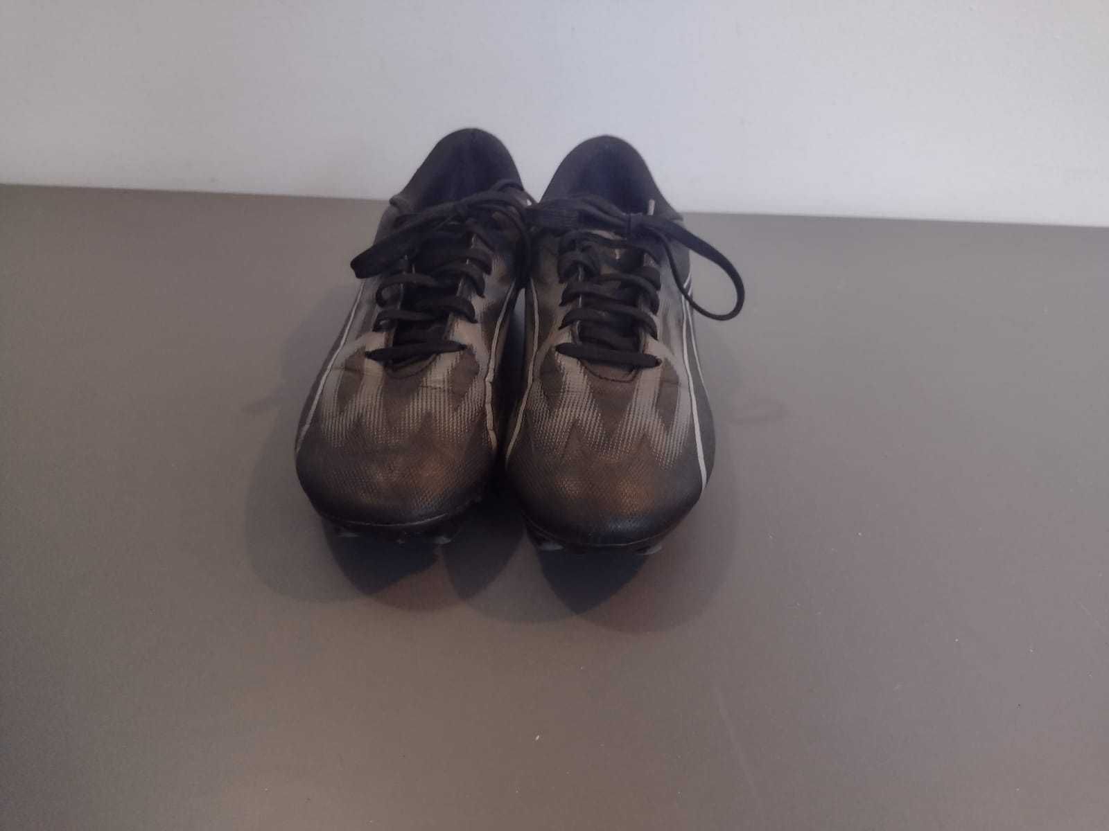 Buty piłkarskie męskie PUMA Ultra Play Fg/Ag puma black rozmiar 40