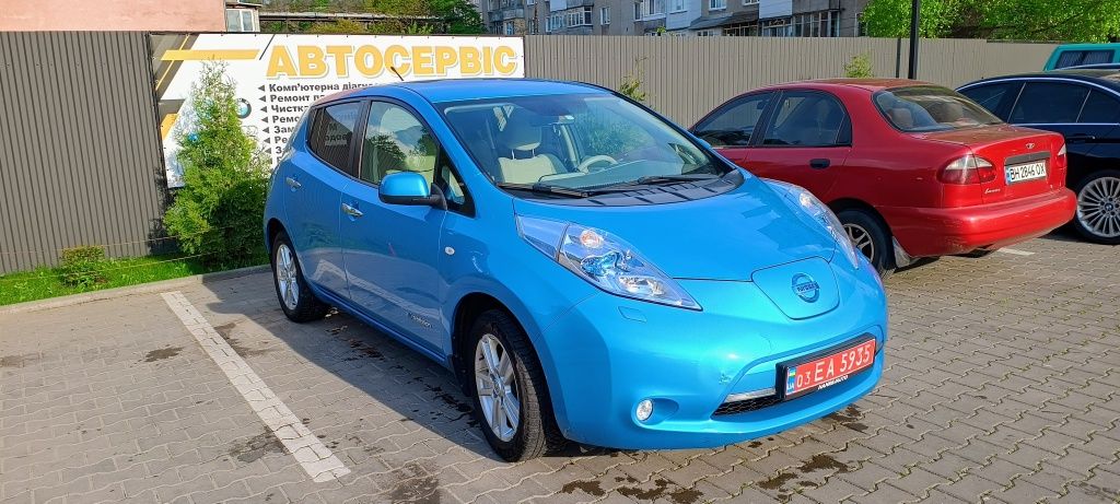 Nissan Leaf 2012