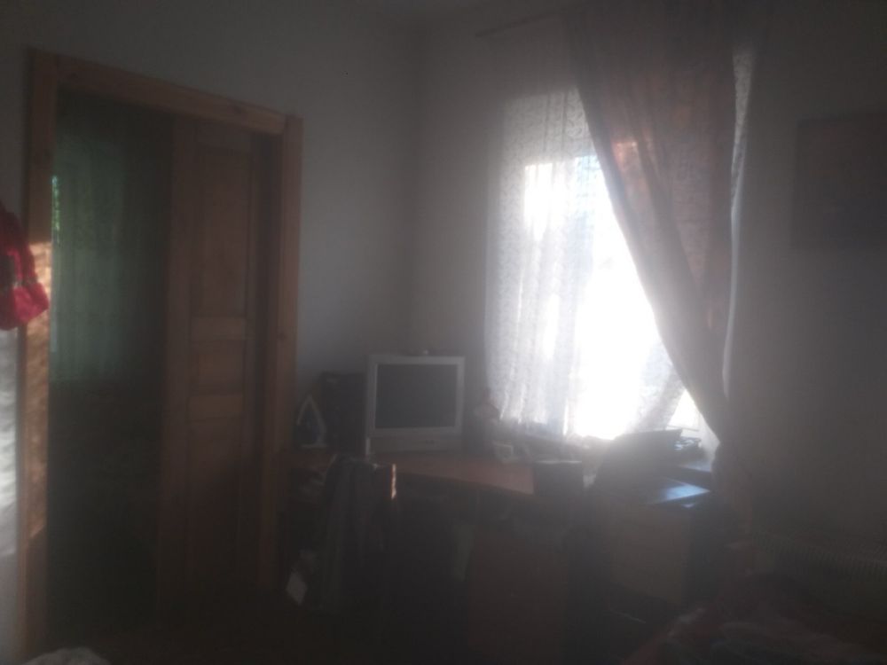 Продам 2/3 часть дома в Диевке-1 возле метро.