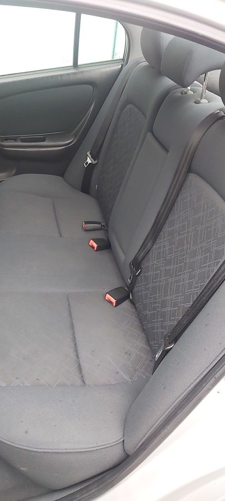 Toyota Avensis 1.6 vvti
