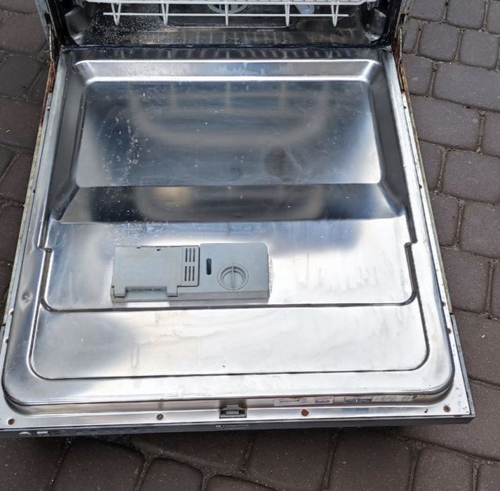 Посудомоечная машина Hotpoint ARISTON