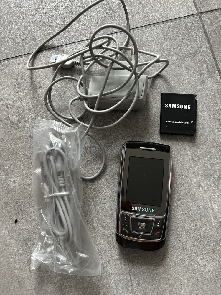 Telefon Samsung SGH-D900i