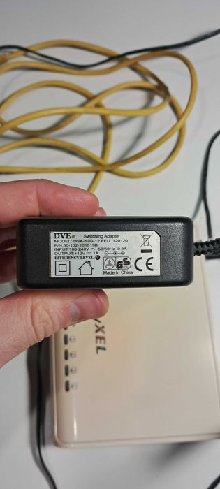 Wi-Fi роутер ZyXEL Keenetic Lite + блок живлення та кабель