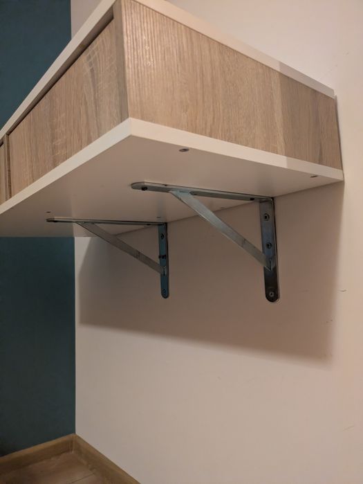 Wisząca toaletka/komódka/konsola