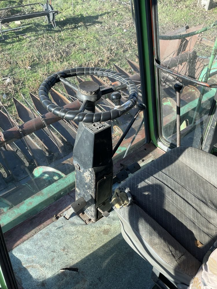 Комбаїн ДОН 1500