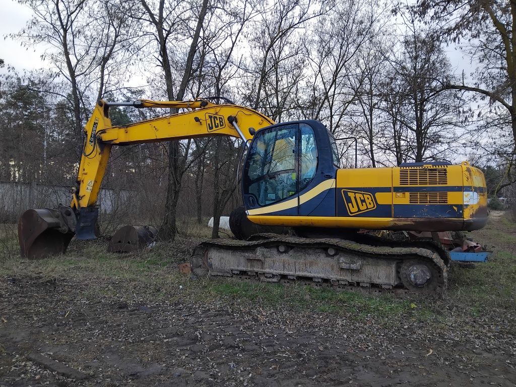 Екскаватор JCB 210.
