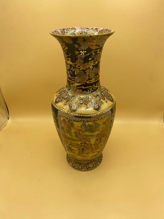 Jarra chinesa decorativa