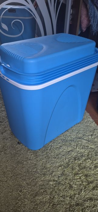 Автомобильный холодильник