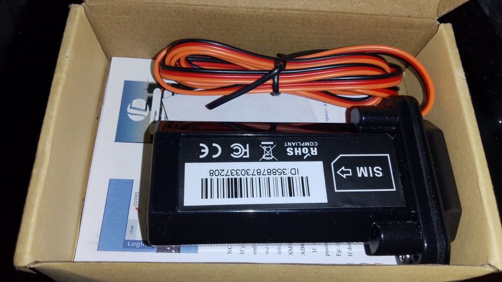 Sino track lokalizator GPS ST-901d 4 piny