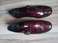 Bordowe buty firmy Rieker, rozm 38