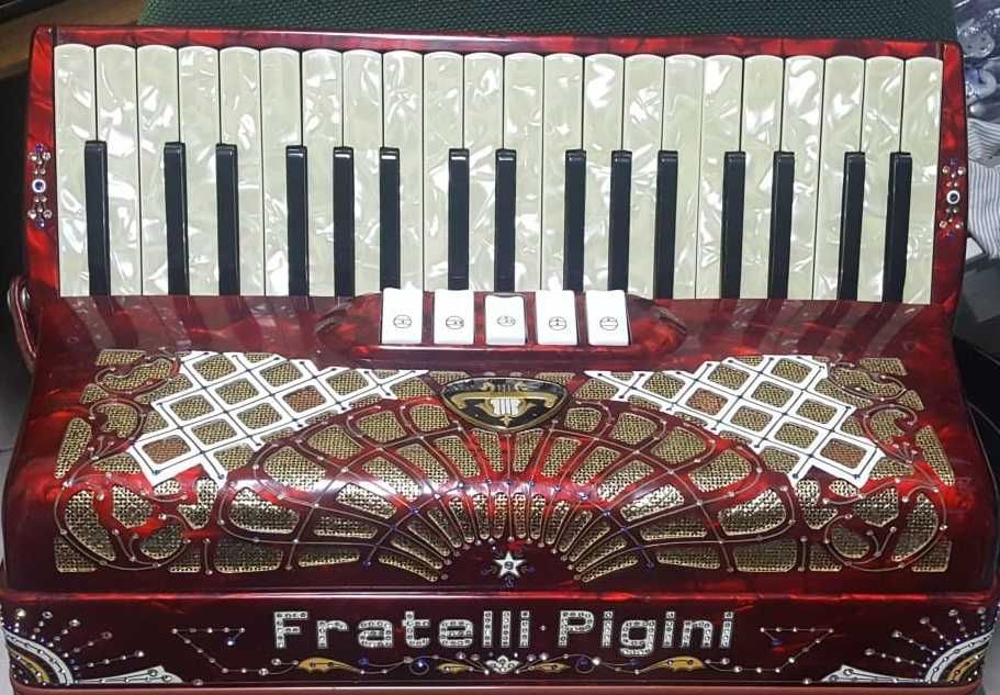 Acordeão Pigini - Acordeon - Accordion