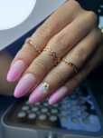 Manicure hybrydowy i żelowy przedłużanie