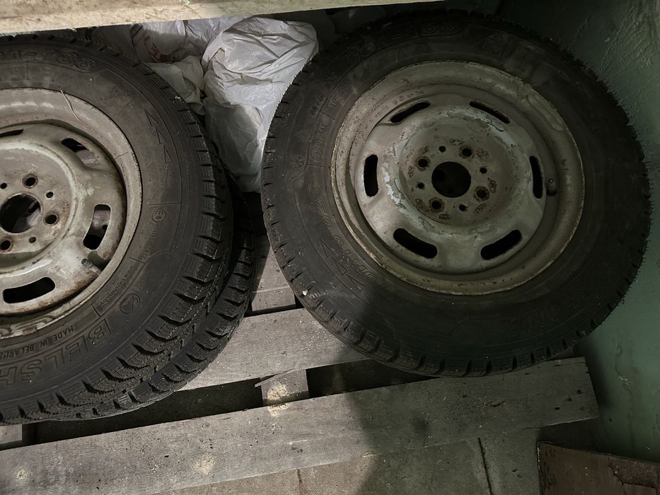 Продам зимові шини 175/70r13