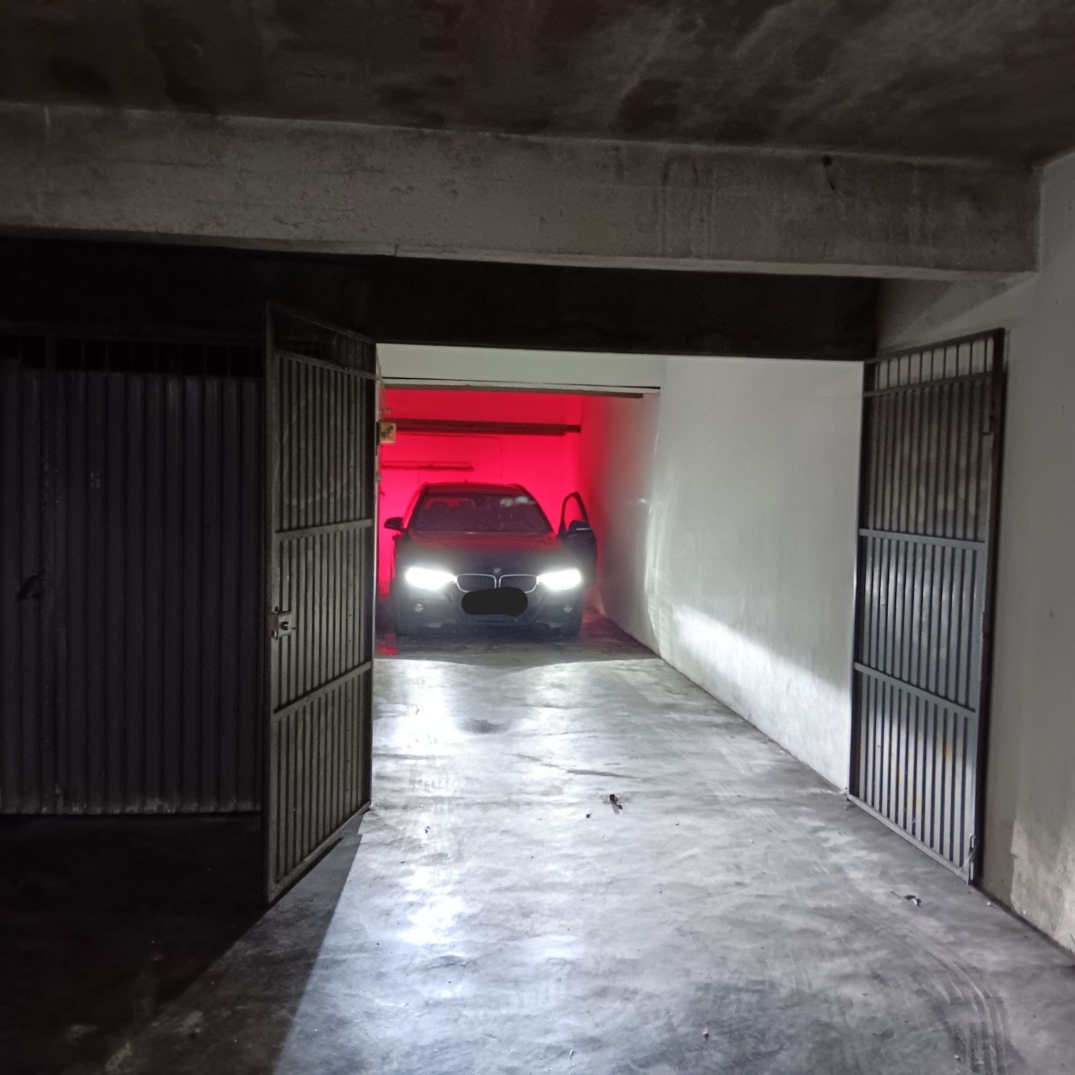 Garagem 250m estacao Av Eduardo Vitor das Neves
