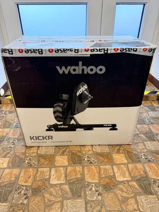 Wysyłka nowy Wahoo Kickr trenażer smart direct drive