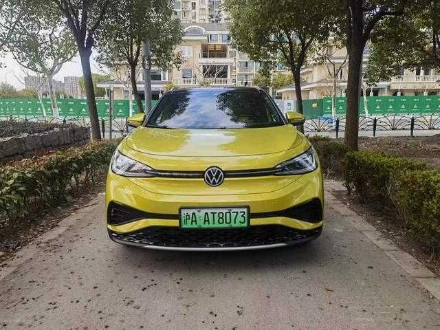 Електро авто/кроссовер VW ID.4 X Pure+