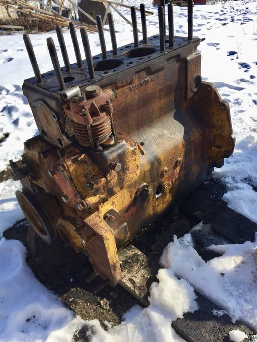 Блок цилиндров двигателя Zetor