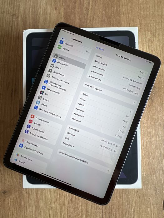 Ipad Air 4 gen + szklo hartowane, etui spigen + apple pencil