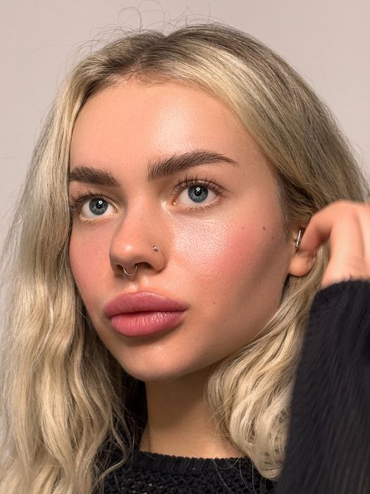 Корекція брів київ, фарбування, брови, ламінування вій м. Олімпійська