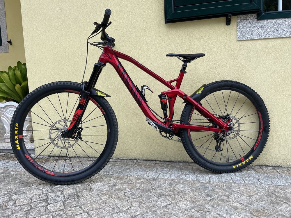 Canyon Spectral AL 7.0 EX 27.5” Trail/Enduro