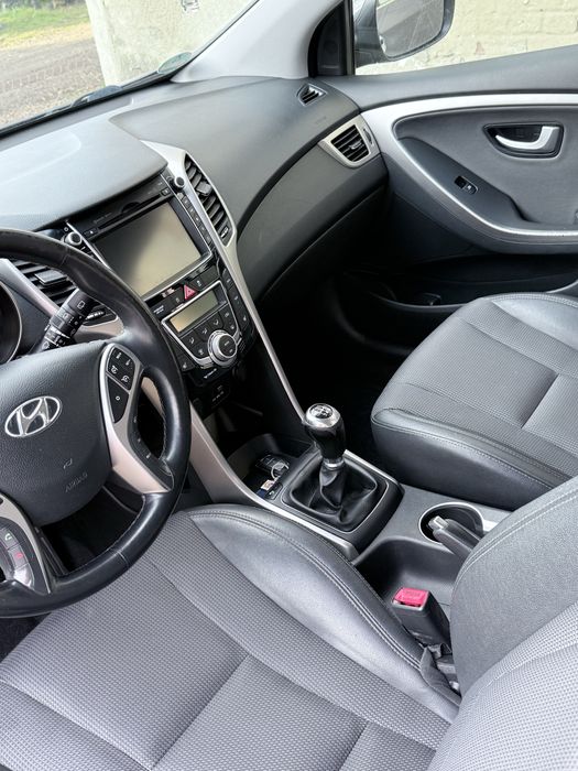 Hyundai I30   1,6 CRDI