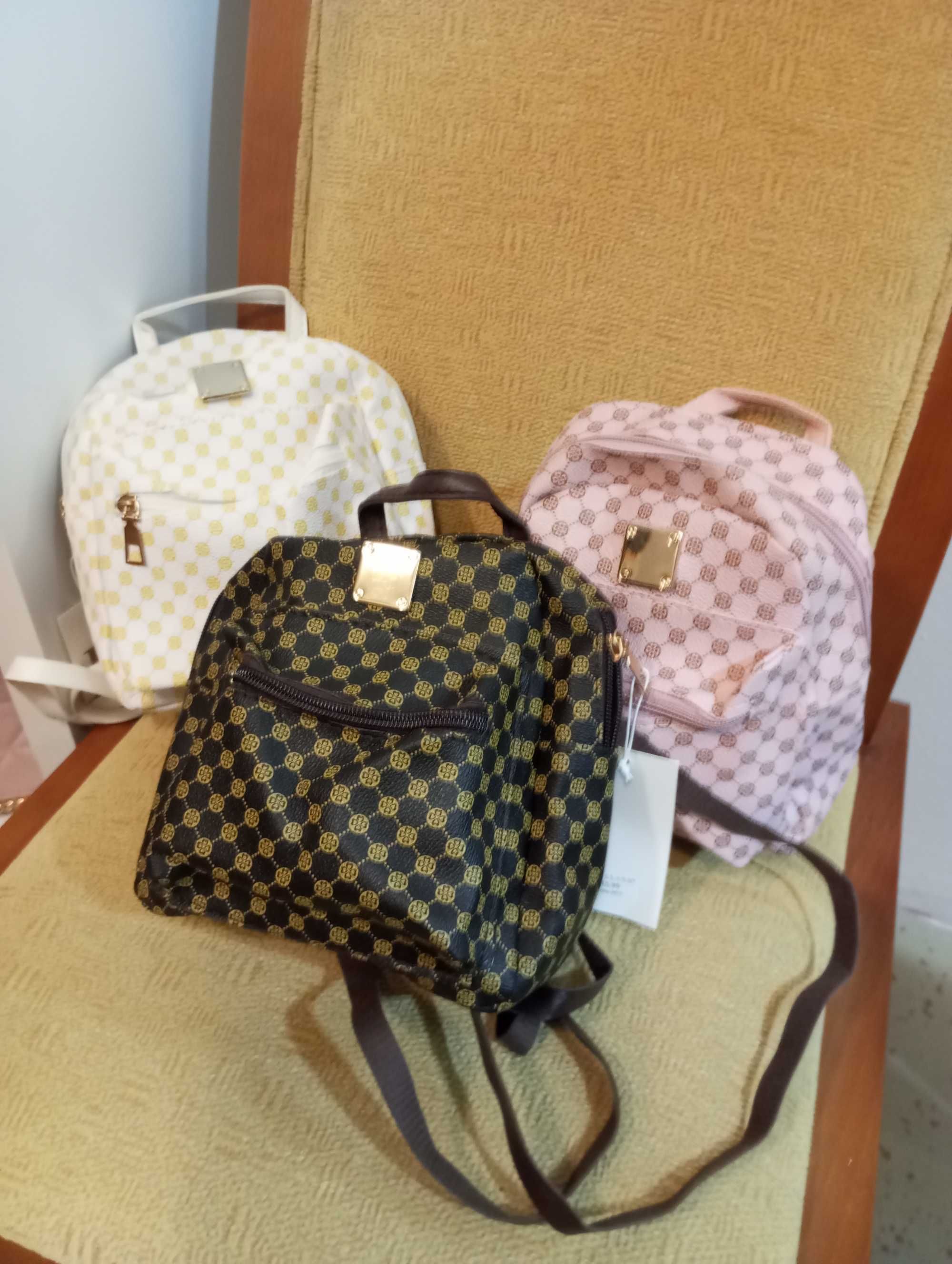Pequena Mochilas Rosa