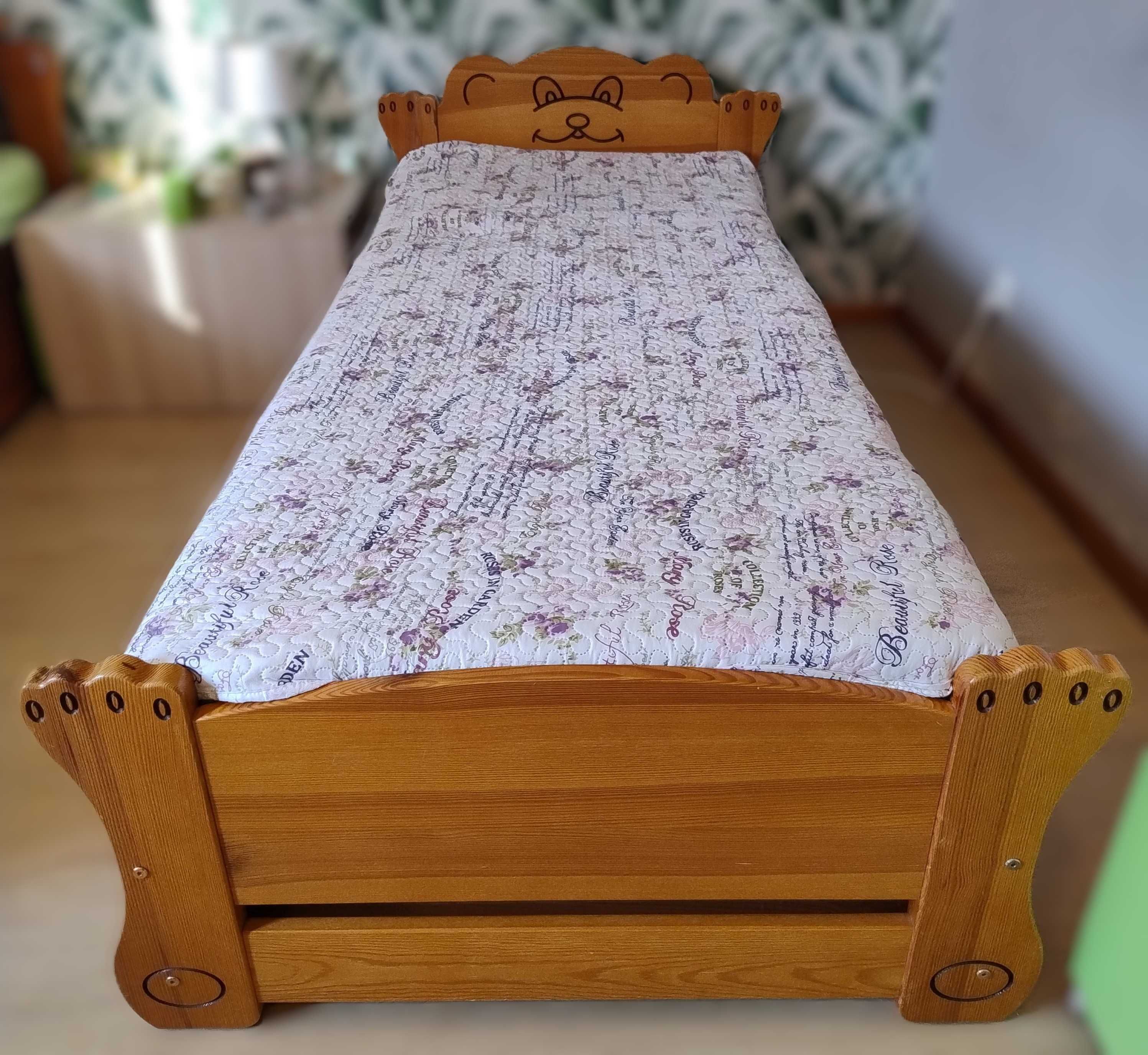 Łóżko sosnowe dla dziecka