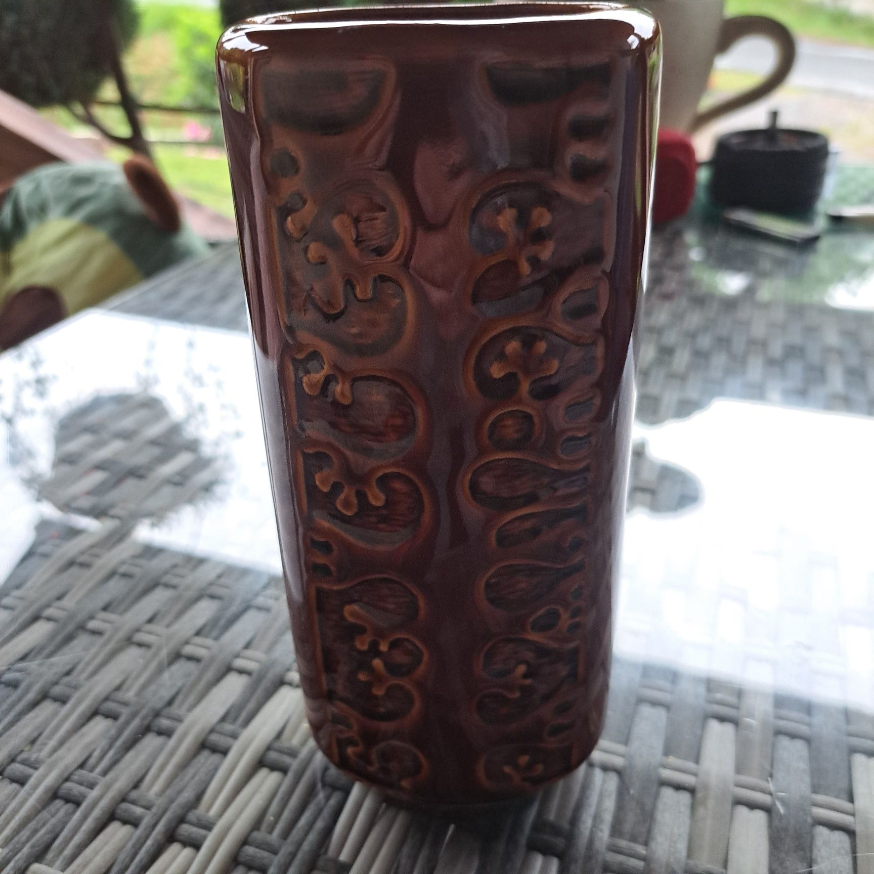 Wazon z porcelitu. Pruszków wzór ,,Wodorosty,,