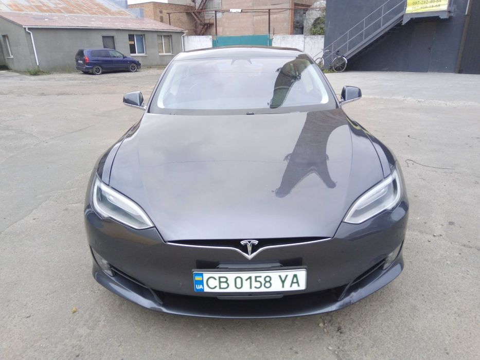 Tesla Model S 75D Dual Motor
