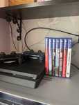 Playstation 4 на 1 терабайт +7 ігор
