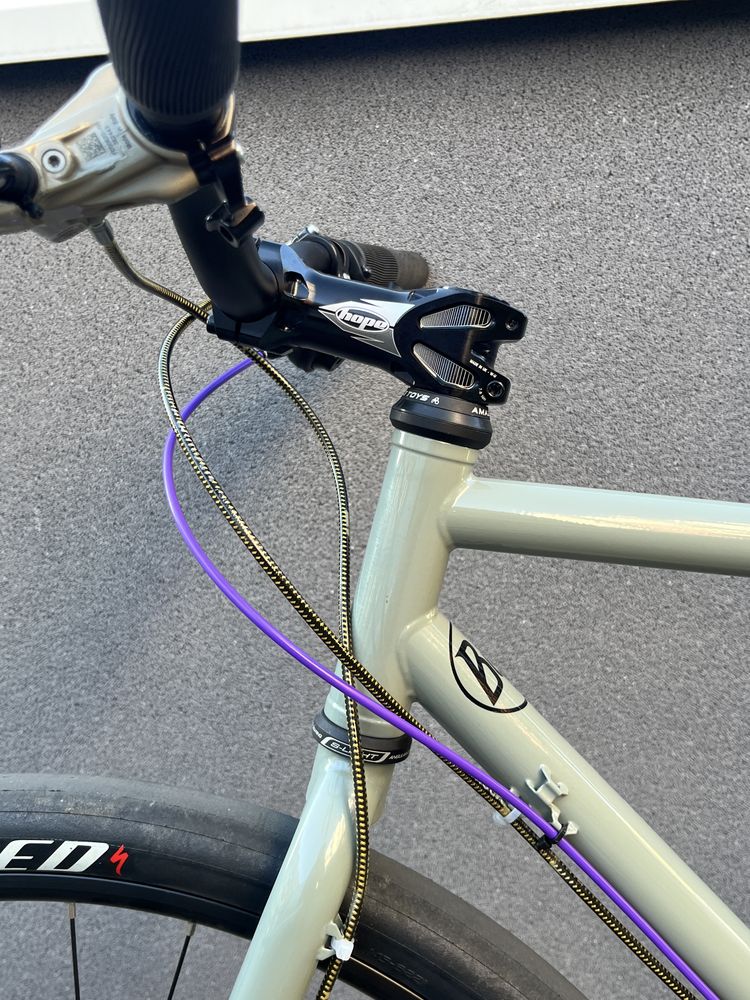 Octane one Kode Custom Apex cr-mo gravel, surly, bombtrack rondo