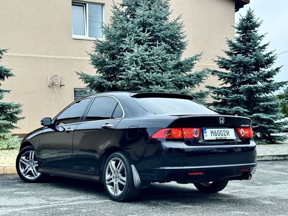 Honda Accord 2008 року 2 л бензин/автомат