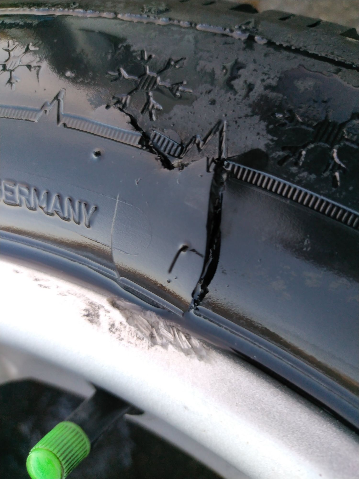 Felgi aluminiowe Koła z oponami zimowymi R16 5*114,3 Lexus