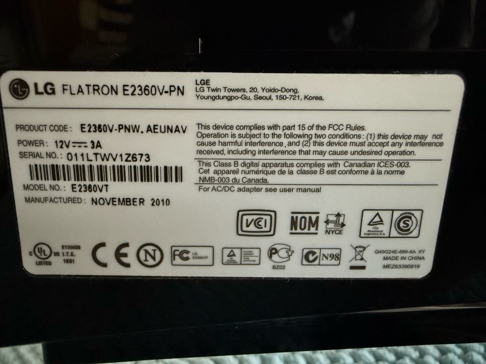 Monitor LED LCD LG com ecrã widescreen de 23”
