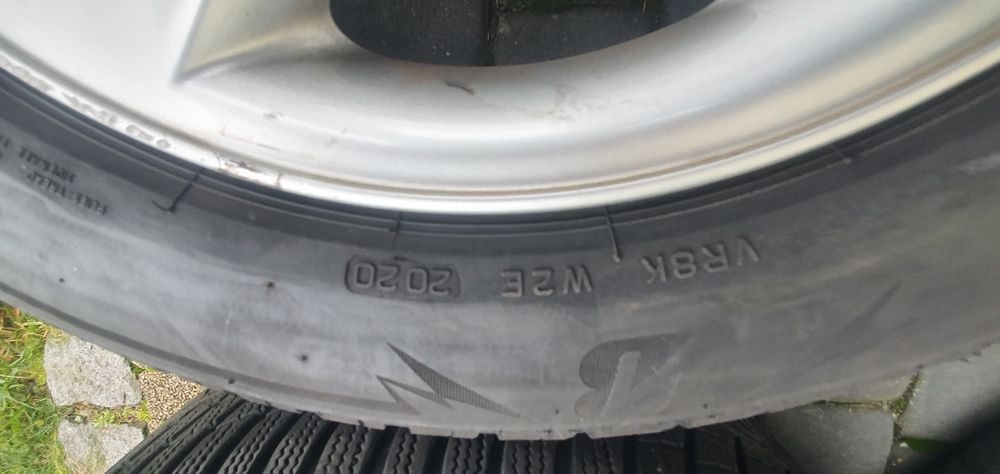 Felgi aluminiowe opony zimowymi R16 BMW E