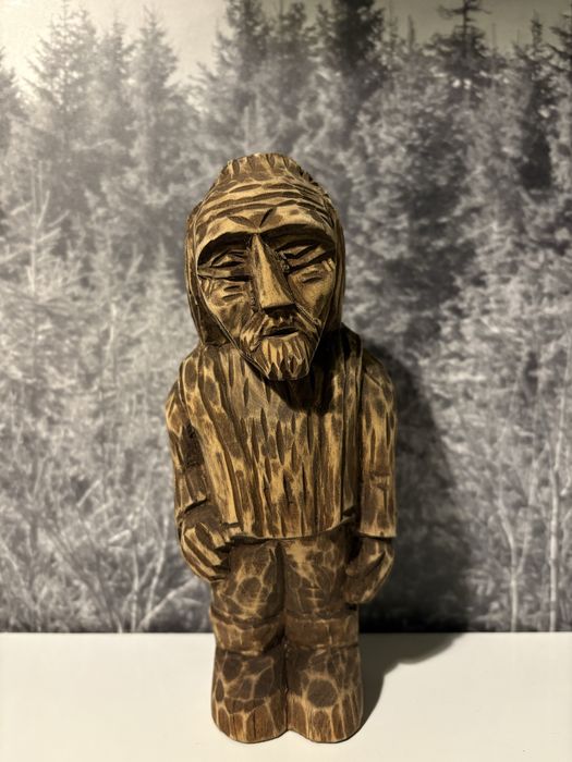 Figurka drewniana ręcznie robiona