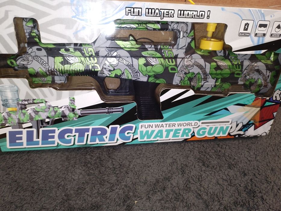 Водний автомат, акумулятор. Бластер