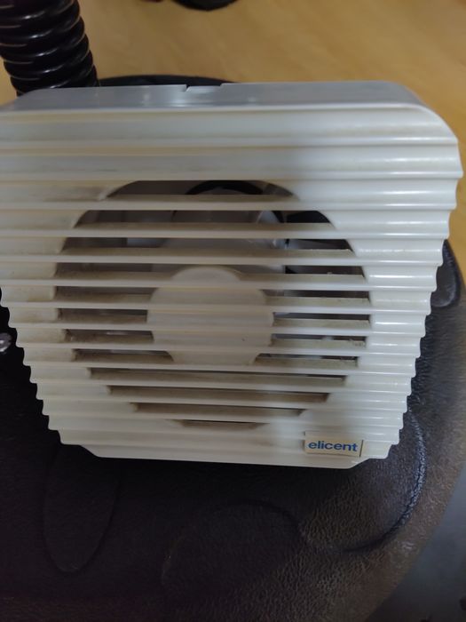 Extrator ar, usado muito pouco.