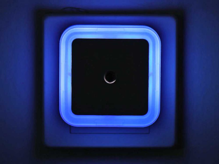 Lampka NOCNA do Kontaktu CZUJNIK ZMIERZCHU Wtyk LED Oświetlenie NOCNE