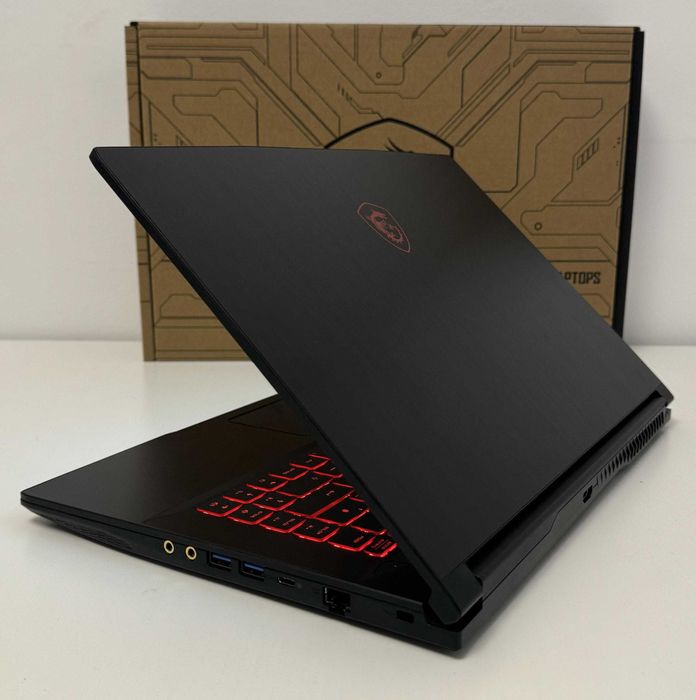 gamingowy laptop Msi Jak nowy I5 12450H rtx 3050