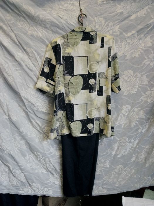 34 Новый Костюм брючный с блузой женский. Размер 48