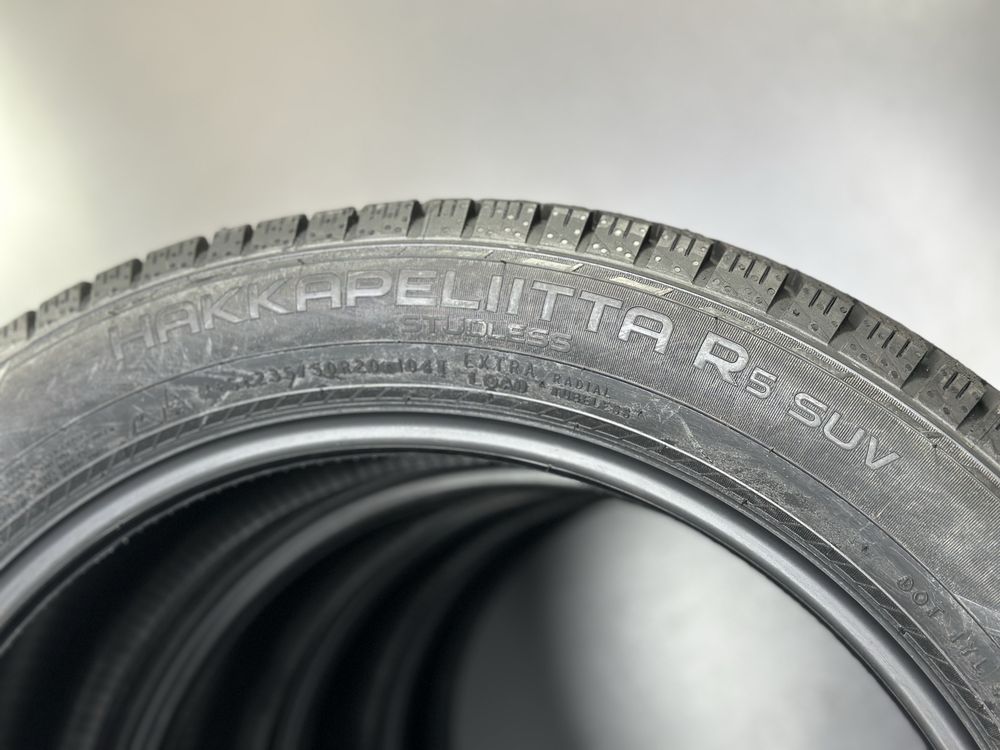 Нові зимові шини Nokian Hakkapeliitta R5 SUV 235/50 R20 104T XL VW ID4