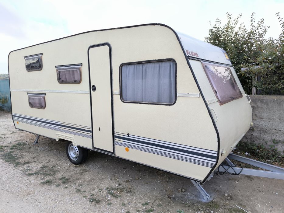 Caravana Pluma 560