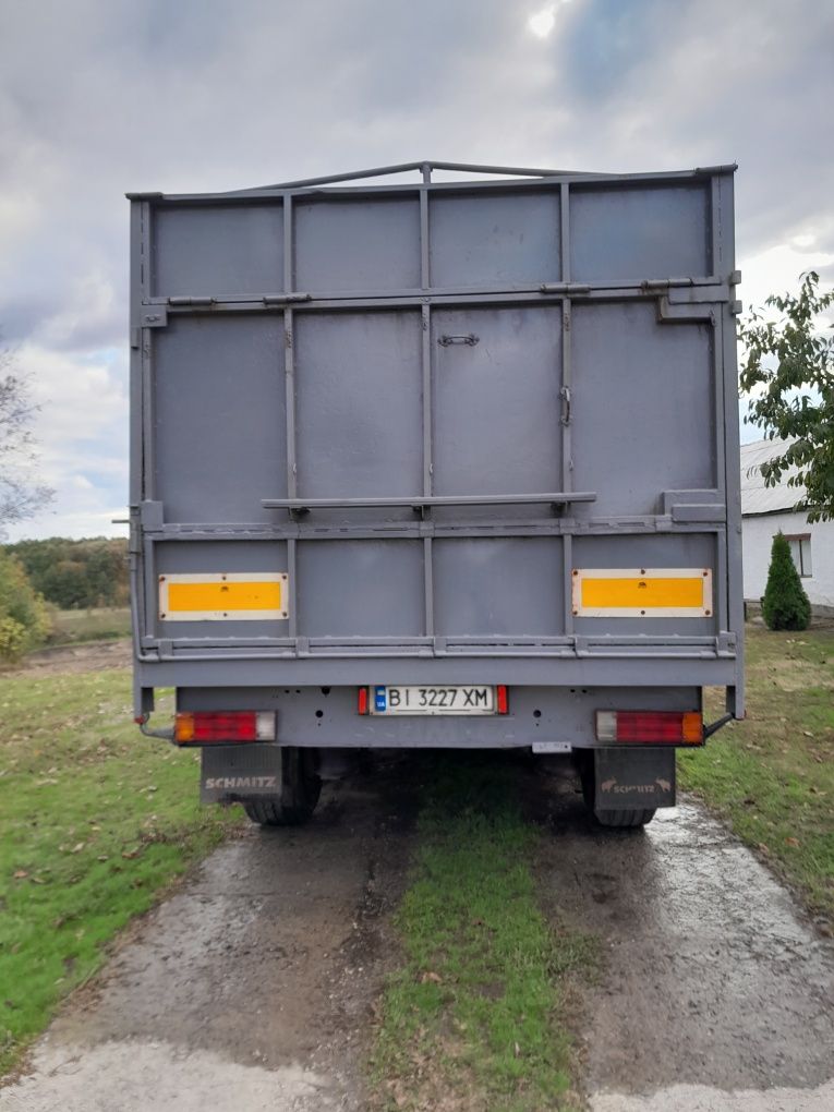 Напівпричіп бортовий Шмітц