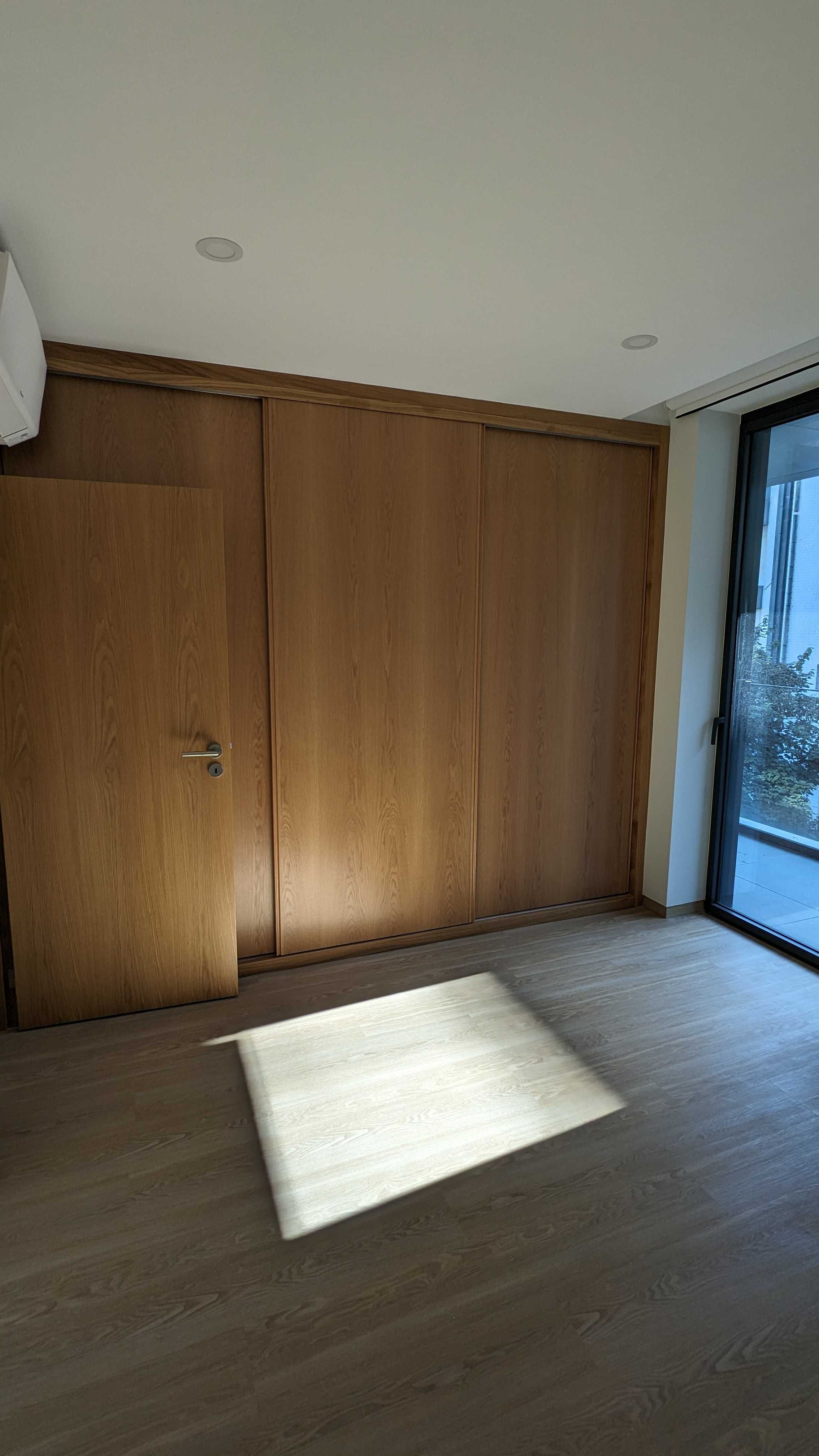 Apartamento T1 Semi-Novo