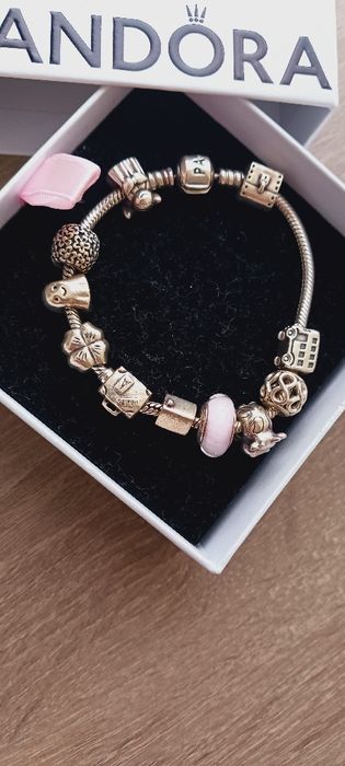 Pulseira Pandora com 11 contas
