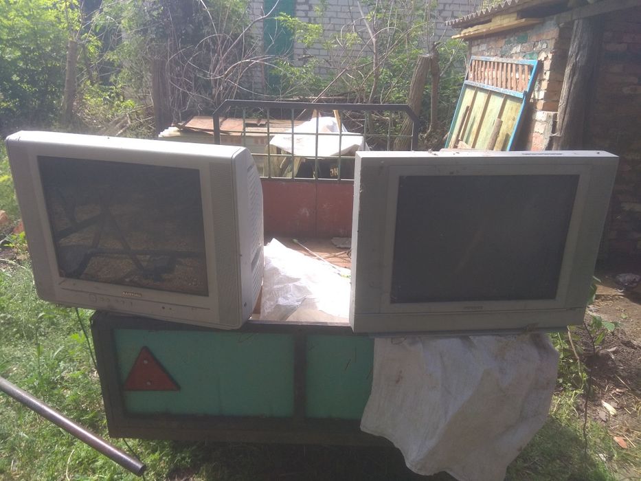 Телевизоры.   ..